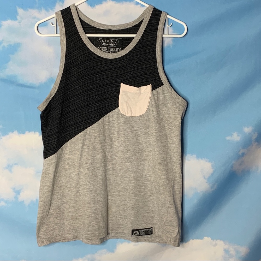 Broken Threads- Gray & Black Tank size Small